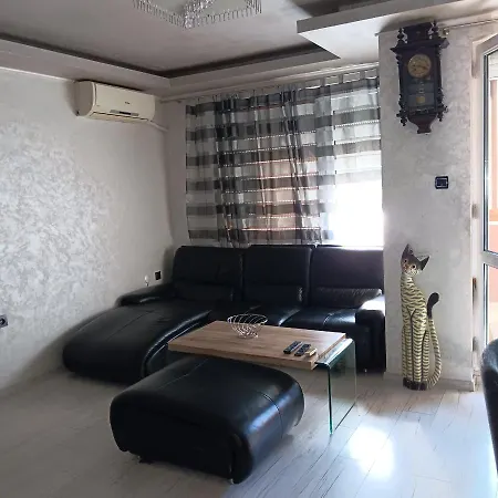 Апартамент Миа Apartment